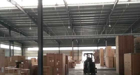 沈陽(yáng)鋼結(jié)構(gòu)倉(cāng)庫(kù)和傳統(tǒng)混凝土倉(cāng)庫(kù)有什么區(qū)別？